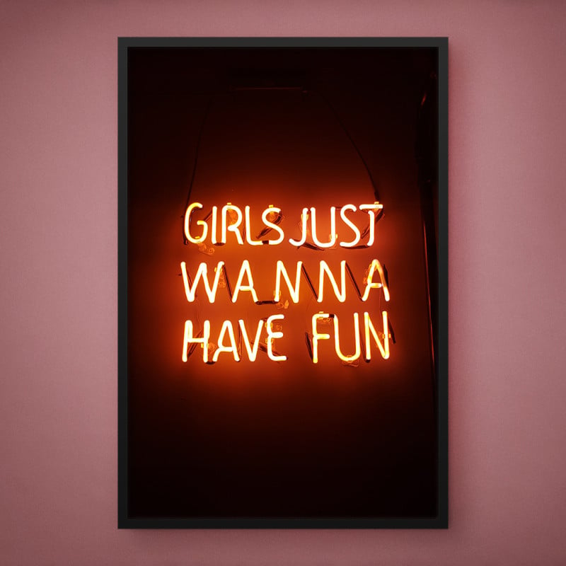 Quadro Decorativo Girls Just Hanna Have Fun